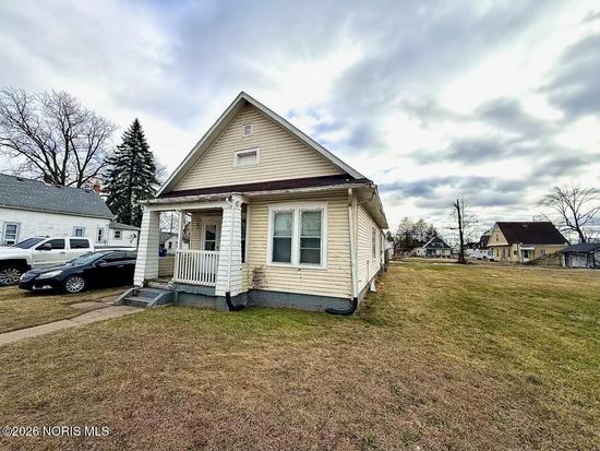 1141 Pinewood Ave, Toledo, OH 43607