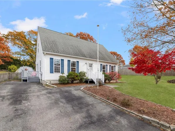 17 Celestial Heights Dr, South Kingstown, RI 02879