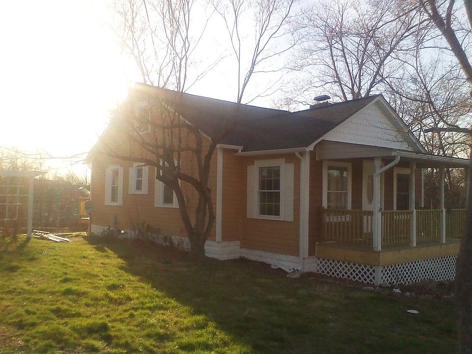 1st image of 23 Cooledge Dr