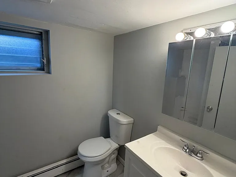 712 Sheridan Ave #A — Photo 9