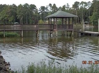 260 Plantation Pointe Rd, Ridgeway, SC 29130