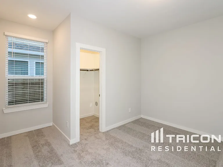 Tricon Veranda — Photo 65