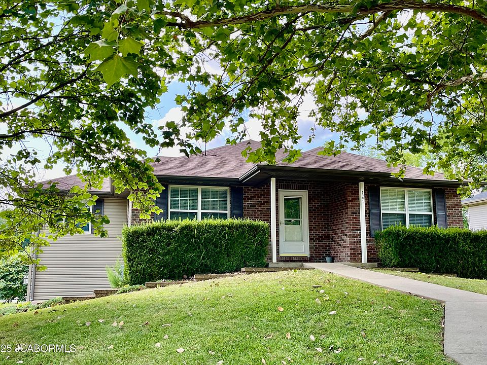 1st image of 5301 Kenview Dr