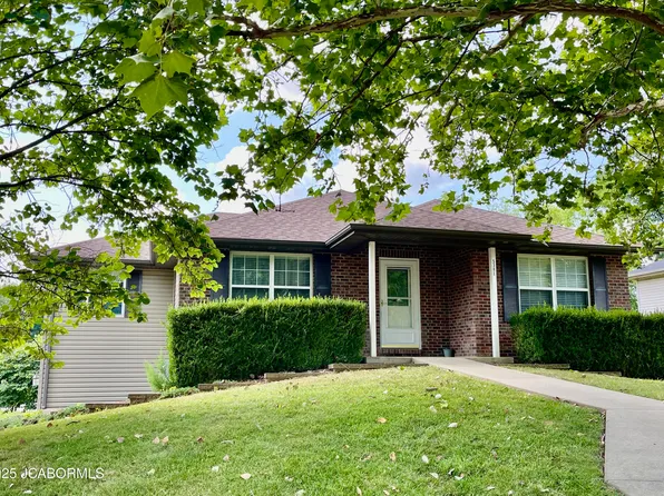 5301 Kenview Dr, Jefferson City, MO 65109