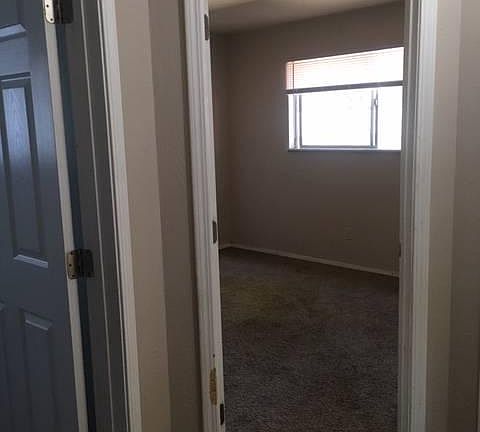 5th image of 2601 Sussex Ave #3