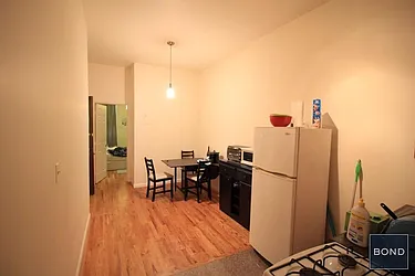 Rented by Bond New York