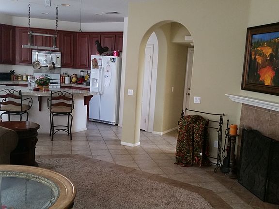 2nd image of 1012 Yosemite Dr