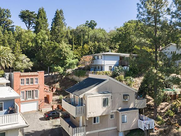 3rd image of 250 Red Hill Ave