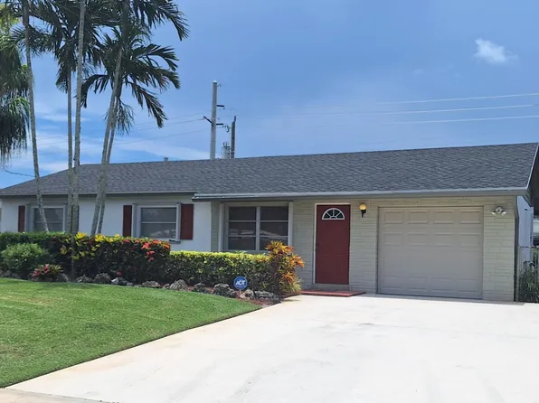 4972 Royal Court S, West Palm Beach, FL 33415