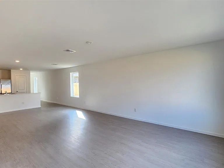 26850 Cascade Sunrise St — Photo 8