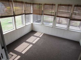 31 Carriage Dr, Clinton, CT 06413