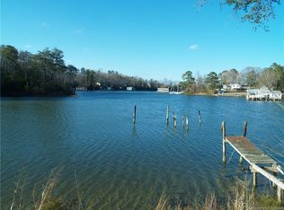 90 Blakes Cv, Topping, VA 23169