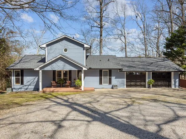 220 Choctaw Dr, Louisburg, NC 27549