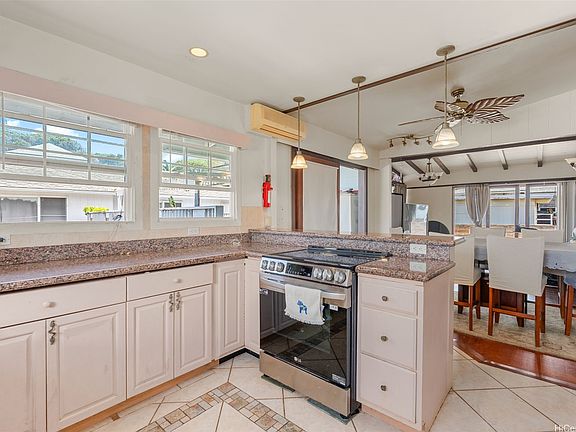 4th image of 5060 Kalanianaole Hwy