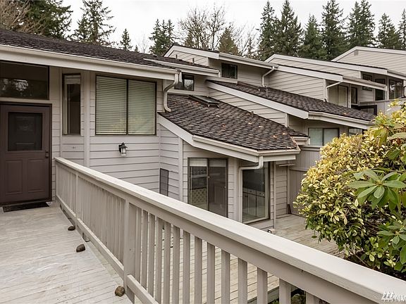 3rd image of 15800 Village Green Dr #3-14