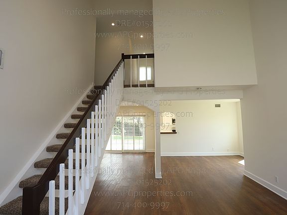 3rd image of 25502 McIntyre St
