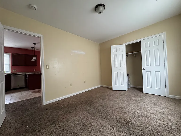 152 Lamberton St #2B — Photo 8