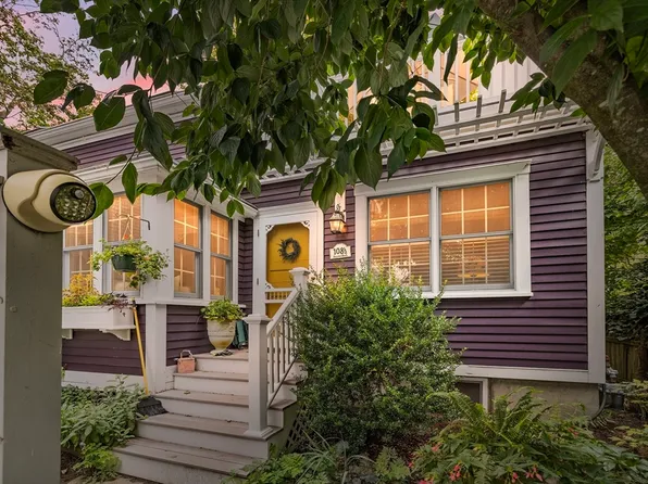 108 1/2 Kinnaird St, Cambridge, MA 02139