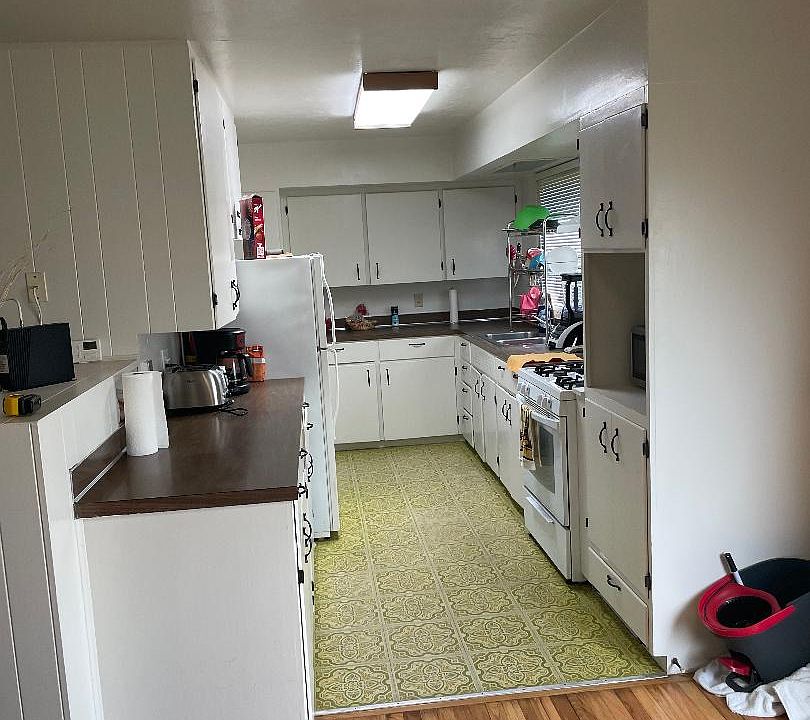 2nd image of 3534 Albee St