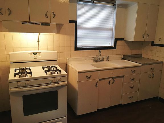 5th image of 4615 Anderson Ave