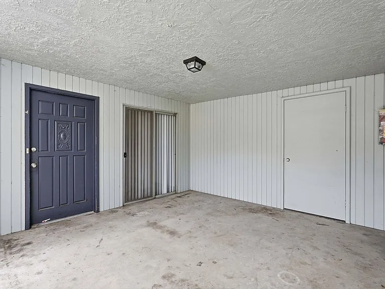 Christopher Village Apartments — Photo 26