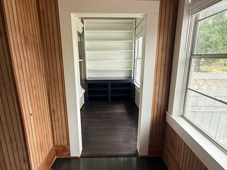 503 Jefferson St — Photo 19