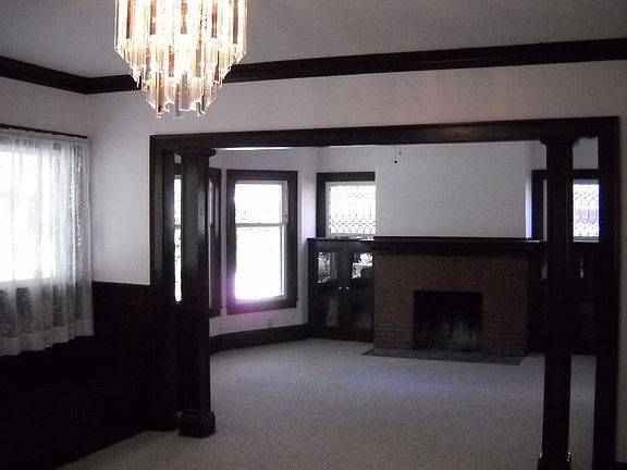 3rd image of 17419 Clifton Blvd