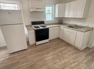 75 Sanford Ave #2B, Bridgeport, CT 06604