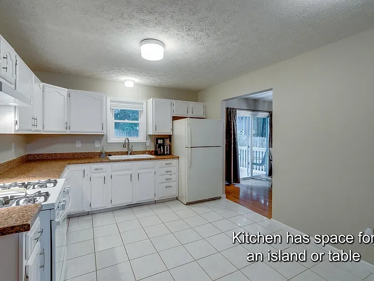 3125 S Ryan Pl — Photo 8