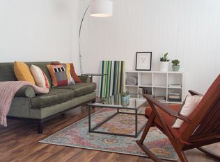 1165 N McKinley Rd, Lake Forest, IL 60045