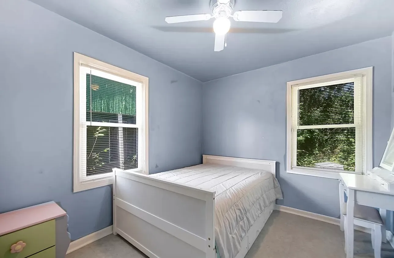 3 bed, 1080 sqft, $1,400 — Photo 3