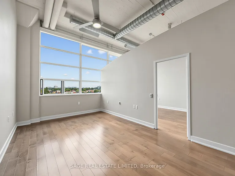 1001 Roselawn Ave #424 — Photo 6