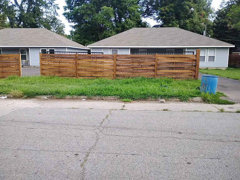 510 E Johnson Ave #B — Photo 13