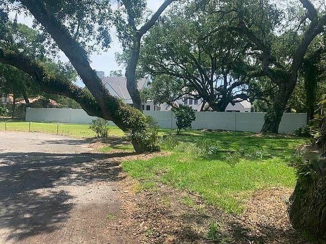 2nd image of 1006 Sea Island Dr Unit 1