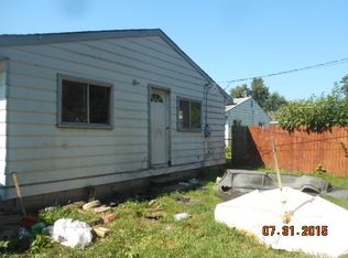 26718 Penn St, Inkster, MI 48141