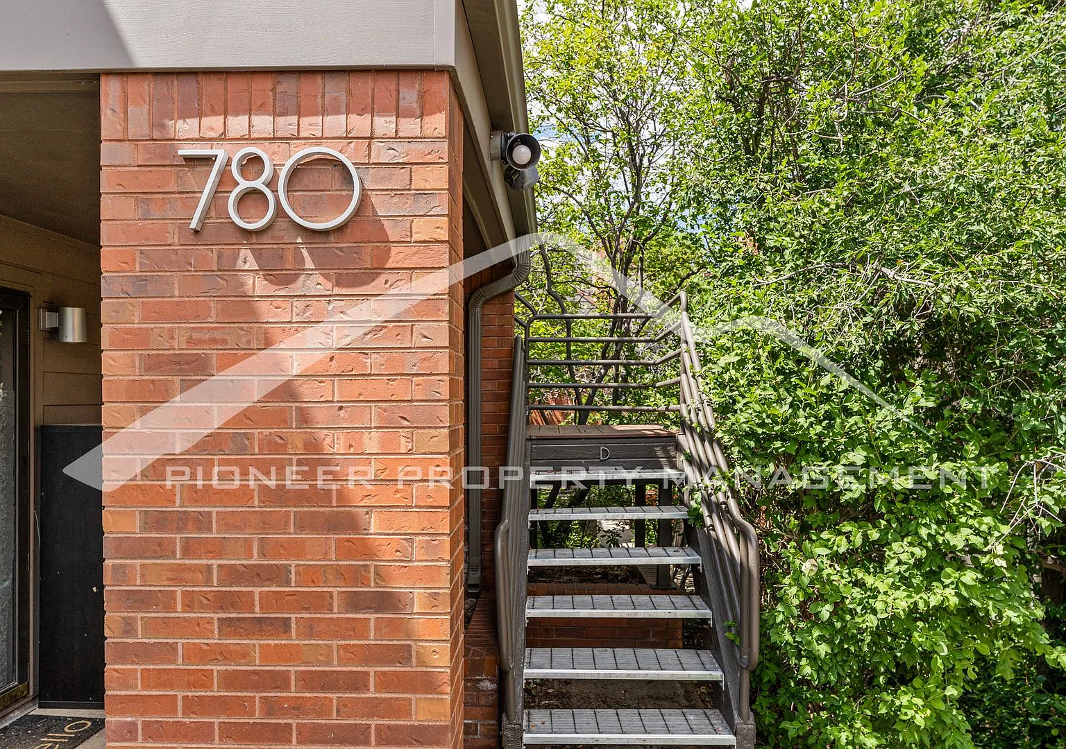 Charming condo with Central AC! — Photo 2