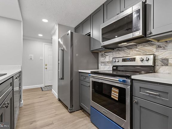 3rd image of 13108 Briarcliff Ter APT 703
