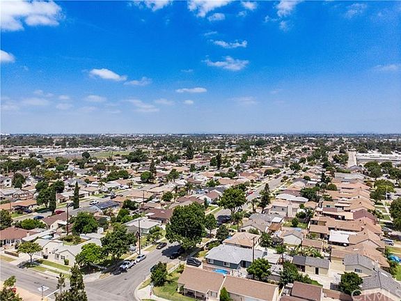 3rd image of 11328 Rosecrans Ave