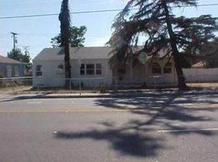 8890 Mango Ave, Fontana, CA 92335