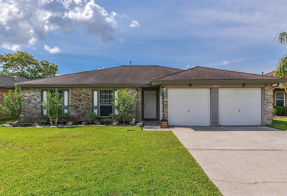 1st image of 10848 Mesquite Dr