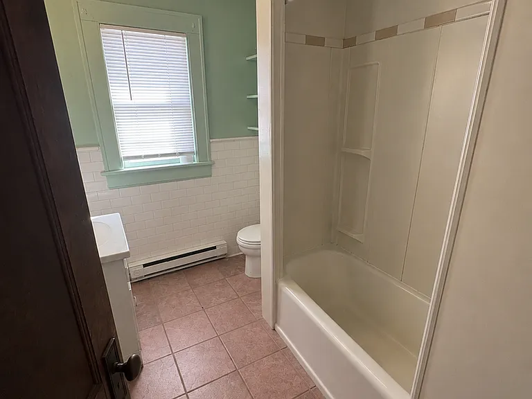 1017 Vine St — Photo 24