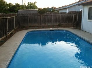 652 Hollyhock Cir, Patterson, CA 95363