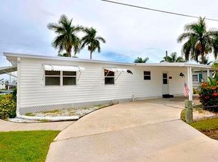 3874 Areca Dr, Saint James City, FL 33956