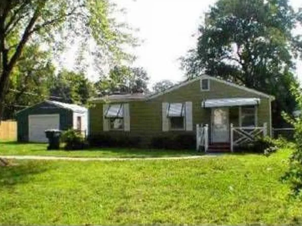 2316 Birch St, Norfolk, VA 23513