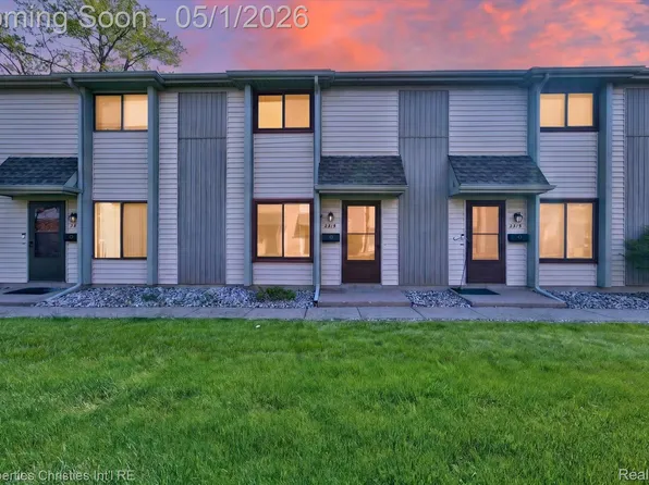 2513 Samoset Rd, Royal Oak, MI 48073