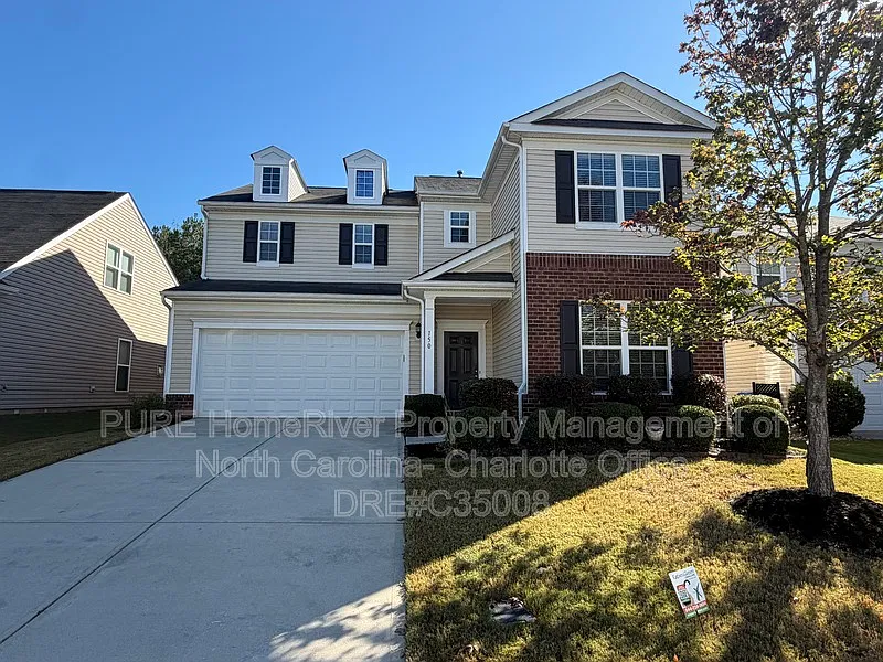 4 bed, 3.0 bath, 2717 sqft, $2,400 — Photo 3