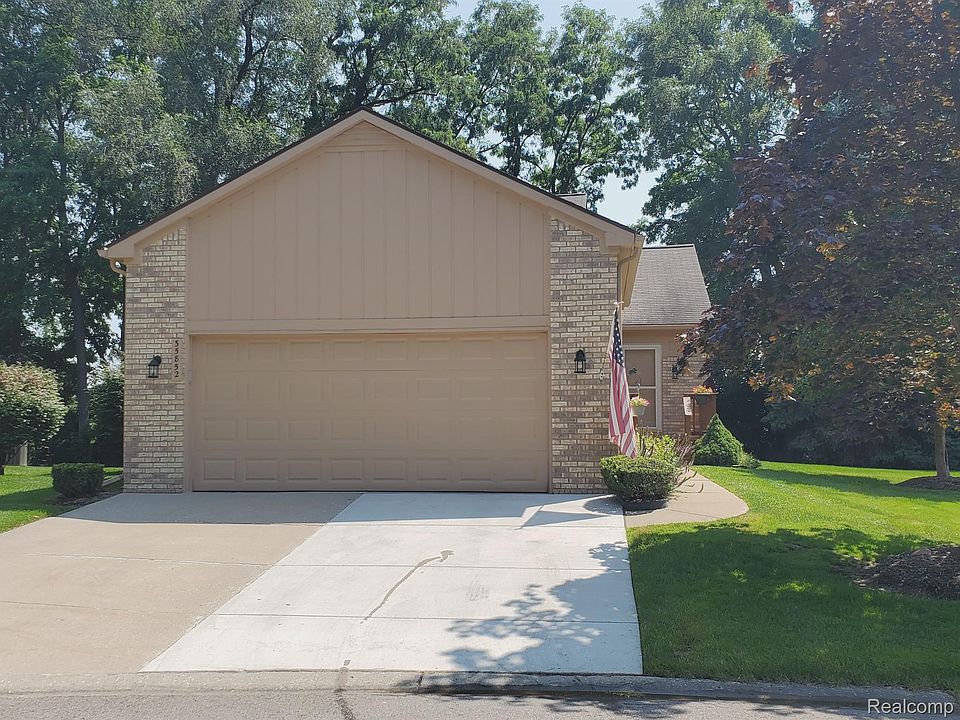 1st image of 35852 Lone Pine Ln