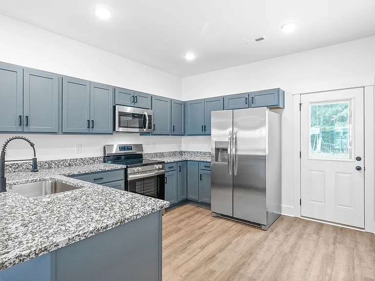 323 Front Ridge Cir — Photo 9