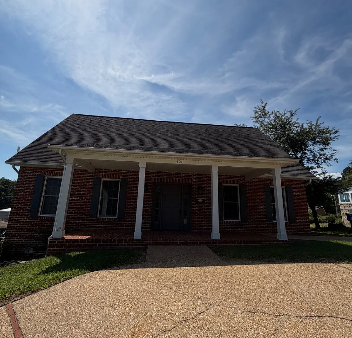 5 bed, 3.5 bath, 3700 sqft, $3,200 — Photo 1