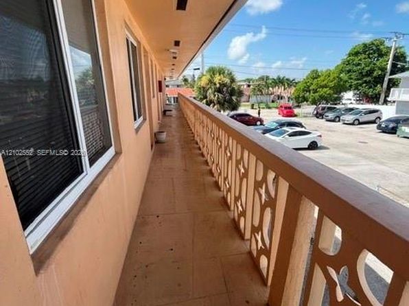 1151 W 28th St APT 8